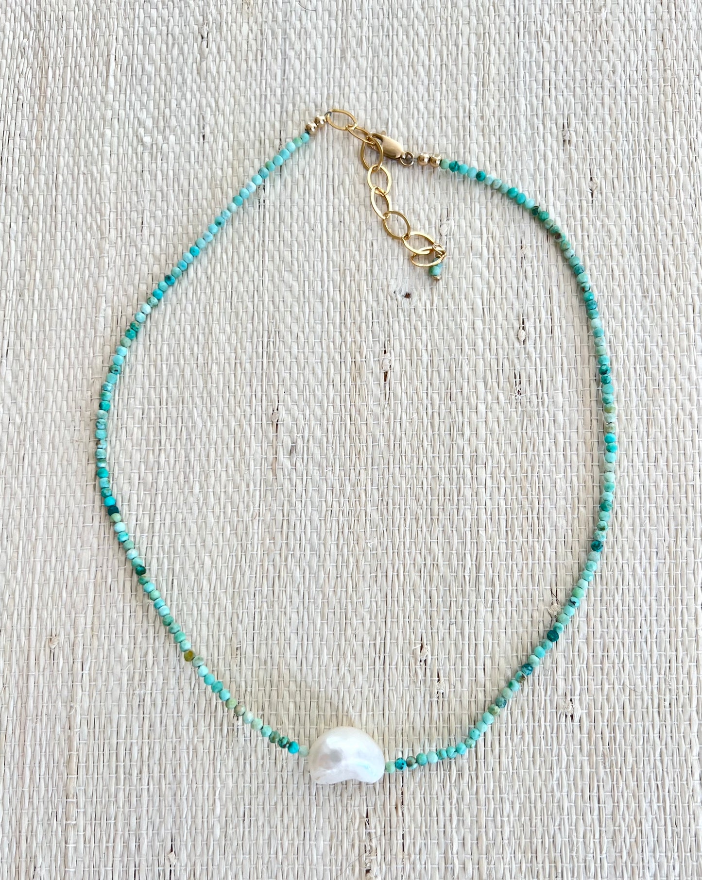 Seafoam Horizontal Pearl Necklace