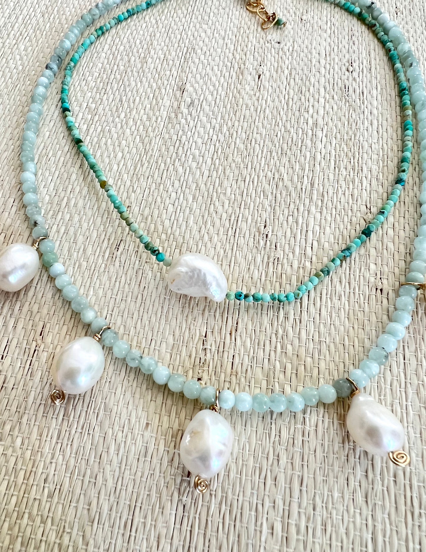 Seafoam Horizontal Pearl Necklace